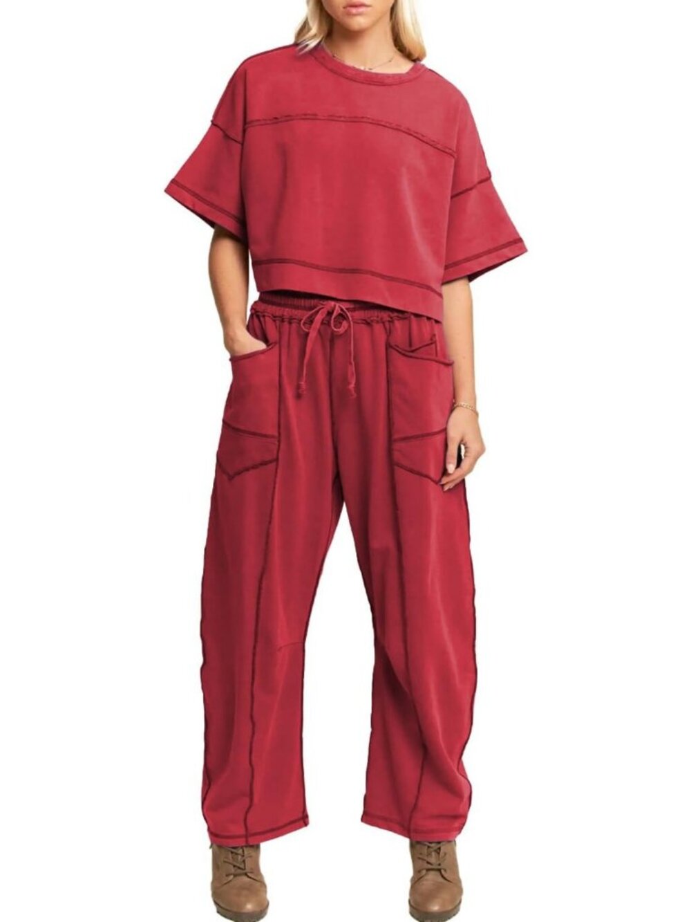 Cozy 2-Piece Women's Sweatsuit Set | Casual Travel Tracksuit Outfit